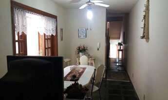 Imagem 4: 3 dormitórios, 1 suítes, 2 banheiro, 2 vagas na garagem, 200M² de Área Construída