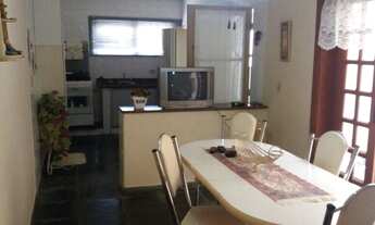 Imagem 6: 3 dormitórios, 1 suítes, 2 banheiro, 2 vagas na garagem, 200M² de Área Construída