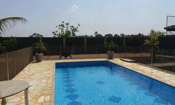 Imagem: 3 dormitórios, 1 suítes, 3 banheiro, 4