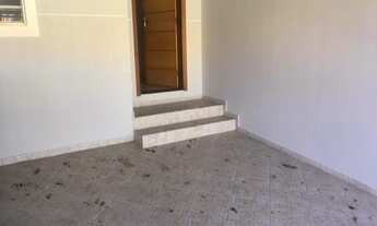 Imagem 2: 3 dormitórios, 1 suítes, 1 banheiros, 2 vagas na garagem, 140M² de Área Construída