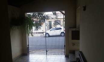 Imagem 2: 3 dormitórios, 1 banheiros, 1 vaga na garagem