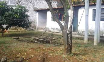 Imagem 4: 4 dormitórios, 1 suítes, 3 banheiro, 4 vagas na garagem, 230M² de Área Construída