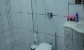 Imagem: 2 dormitórios, 1 banheiros, 1 vaga na garagem