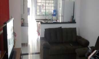 Imagem 3: 2 dormitórios, 1 suítes, 2 banheiro, 4 vagas na garagem, 90M² de Área Construída