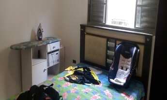 Imagem 6: 2 dormitórios, 1 suítes, 2 banheiro, 4 vagas na garagem, 90M² de Área Construída