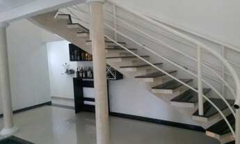 Imagem 3: 3 dormitórios, 3 suíte, 7 banheiro, 4 vagas na garagem, 303M² de Área Construída