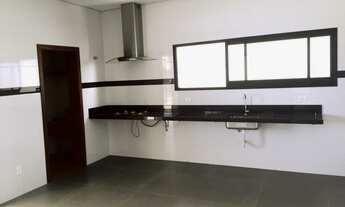 Imagem 7: 4 dormitórios, 4 suíte, 4 banheiro, 4 vagas na garagem, 450M² de Área Construída