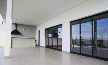 Imagem 3: 4 dormitórios, 4 suíte, 4 banheiro, 4 vagas na garagem, 450M² de Área Construída