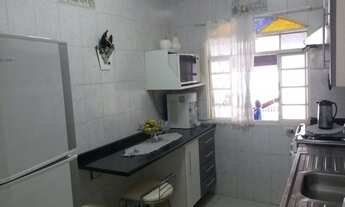 Imagem 2: 2 dormitórios, 1 suítes, 2 banheiro, 2 vagas na garagem, 113M² de Área Construída