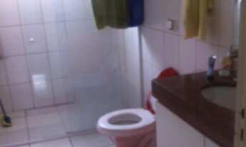 Imagem 2: 2 dormitórios, 1 banheiros, 2 vagas na garagem, 70M² de Área Construída