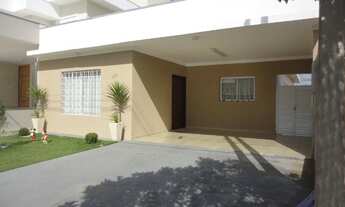 Imagem: 3 dormitórios, 1 suítes, 2 vagas na garagem