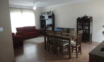 Imagem 3: 3 dormitórios, 1 suítes, 2 vagas na garagem, 280M² de Área Construída