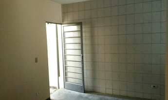 Imagem 7: 3 dormitórios, 1 suítes, 2 banheiro, 2 vagas na garagem, 110M² de Área Construída