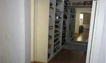 Imagem 6: 3 dormitórios, 1 suítes, 3 banheiro, 2 vagas na garagem, 200M² de Área Construída