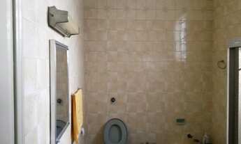 Imagem 5: 3 dormitórios, 1 suítes, 2 banheiro, 5 vagas na garagem, 194M² de Área Construída