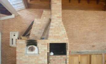 Imagem 3: 3 dormitórios, 1 suítes, 3 banheiro, 4 vagas na garagem, 450M² de Área Construída