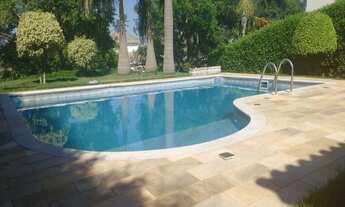 Imagem 4: 3 dormitórios, 3 suíte, 5 banheiro, 4 vagas na garagem, 255M² de Área Construída