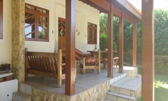 Imagem 5: 3 dormitórios, 3 suíte, 5 banheiro, 4 vagas na garagem, 255M² de Área Construída