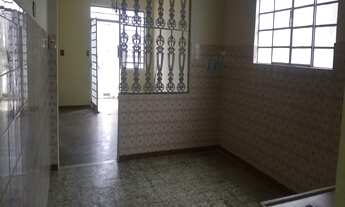 Imagem 4: 3 dormitórios, 1 suítes, 2 banheiro, 2 vagas na garagem, 126M² de Área Construída