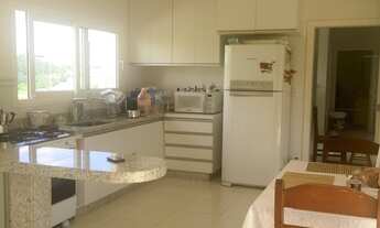 Imagem: 4 dormitórios, 3 suíte, 6 banheiro, 6