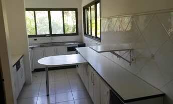 Imagem 4: 4 dormitórios, 3 suíte, 5 banheiro, 4 vagas na garagem, 260M² de Área Construída