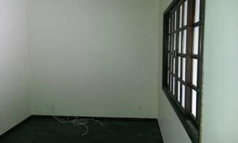 Imagem 4: 3 dormitórios, 1 suítes, 2 banheiro, 2 vagas na garagem, 130M² de Área Construída