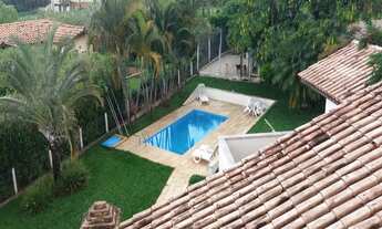 Imagem 6: 4 dormitórios, 4 suíte, 4 banheiro, 6 vagas na garagem, 431M² de Área Construída