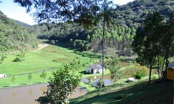 Imagem 3: Sítio com lagos em Juquitiba