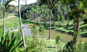 Imagem 7: Sítio com lagos em Juquitiba