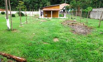 Imagem: Casa em São Lourenço da Serra