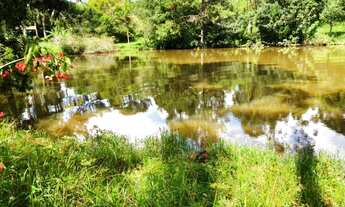 Imagem 3: Sítio em Itapecerica da Serra com área de 37.000,00 m² com lago