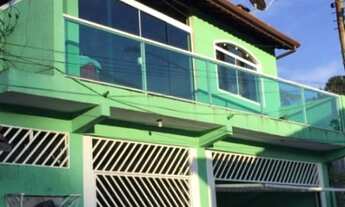 Imagem: Casa no centro de São Lourenço da Serra