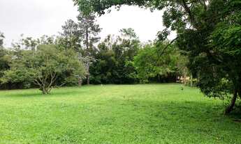 Imagem: Sítio em Itapecerica da Serra com área