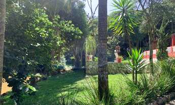 Imagem 6: Chácara em São Lourenço da Serra com piscina e lago, ótima localização