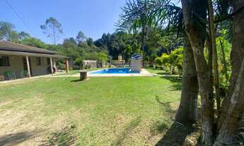 Imagem: Chácara com piscina, aceita financiamento