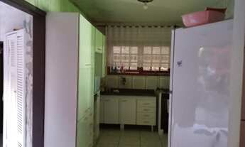 Imagem 7: Sobrado no centro de São Lourenço da Serra com 3 dormitórios