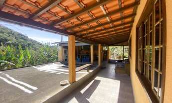 Imagem 3: Chácara em Juquitiba medindo 12.400,00 m² com casa de 3 dormitórios