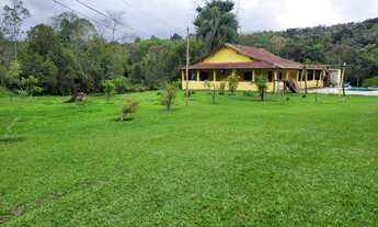 Imagem: Chácara com piscina e lago em Juquitiba