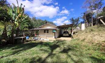 Imagem 2: Chácara em Juquitiba medindo 13.700,00 m² com lago