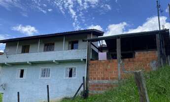 Imagem: Sobrado com duas casas em São Lourenço