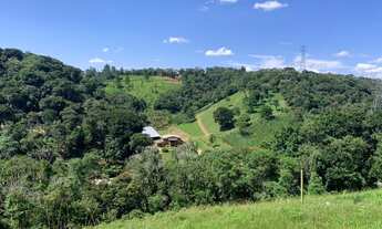 Imagem 2: Terreno medindo 500,00 m² em bairro próximo ao centro de São Lourenço da Serra