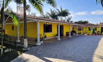 Imagem 2: Linda chácara em Juquitiba com ótima localização para moradia, lazer e investimentos