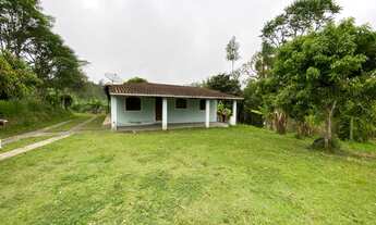 Imagem 3: Chácara em São Lourenço da Serra com terreno medindo 7.000,00 m² com boa topografia e riac