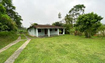 Imagem 2: Chácara em São Lourenço da Serra com terreno medindo 7.000,00 m² com boa topografia e riac