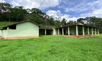 Imagem 3: Sítio em Juquitiba com área de 10,9 alqueires com casa sede com 4 dormitórios