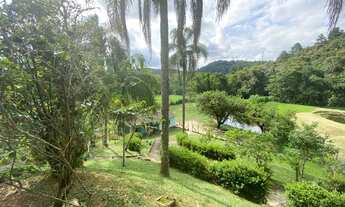 Imagem 7: Excelente chácara em Juquitiba com piscina e lago