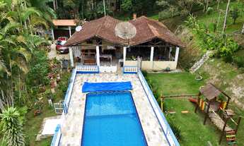 Imagem 3: Chácara em Juquitiba com área de 7.000,00 m² com piscina