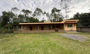 Imagem: Casa nova em São Lourenço da Serra com
