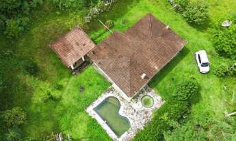 Imagem 2: Sítio em Juquitiba com área de 49.000,00 m² com lago, nascente e piscina