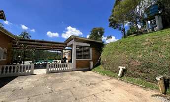 Imagem 2: Chácara em Juquitiba com piscina e três lagos